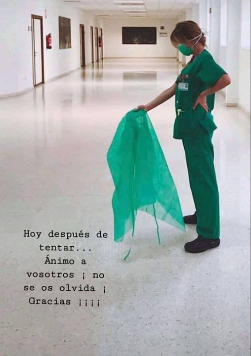 Homenaje a médicos,(as ) enfermeros(as),auxiliares