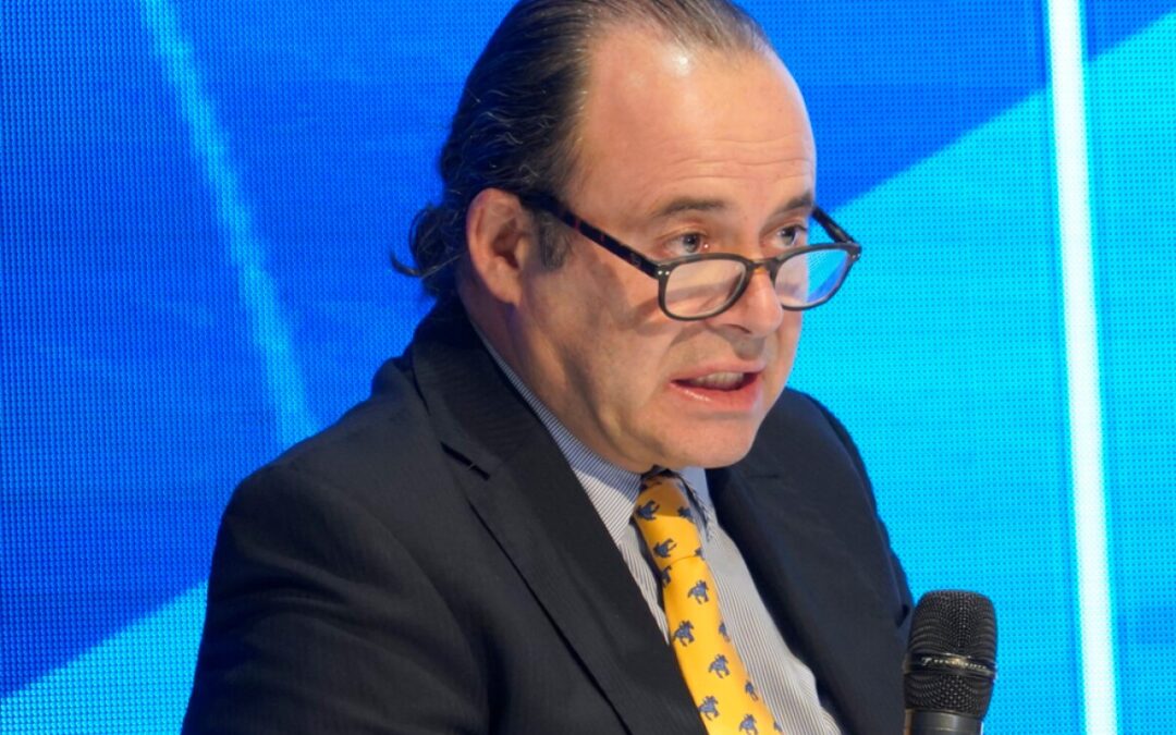 “El caballo le entrega todo al hombre, pero solo si este sabe respetar su nobleza” : Luis Guillermo Echeverri en brillante discurso en Jerez