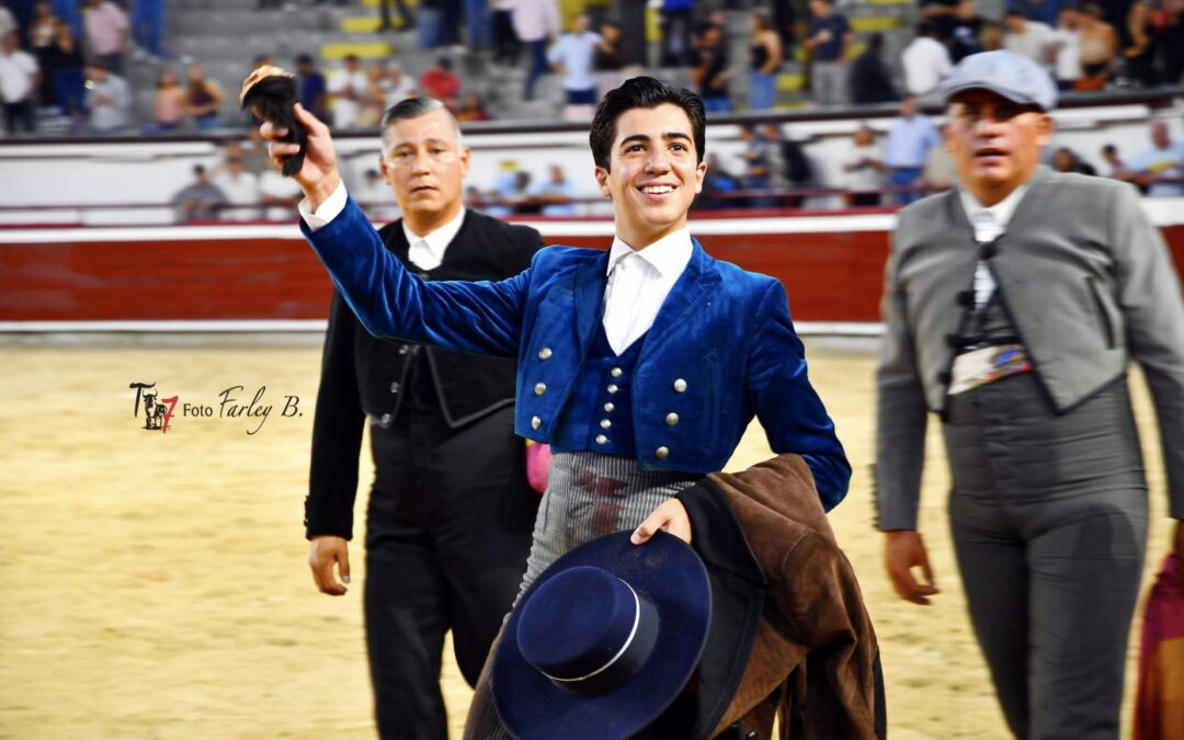 Dos lecciones magistrales de tauromaquia del maestro Rincón en el Festival en Cali