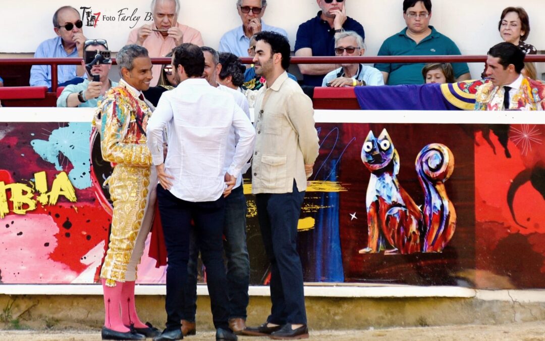 El buen lote de Bolívar que marra faenas sin espada no maquilla la decepción de la corrida zapatista en Cali