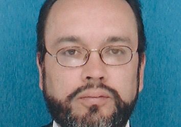 Hoy, oficio religioso por el eterno descanso de Harold Ronderos. Lo ofrece su peña » La Giralda»