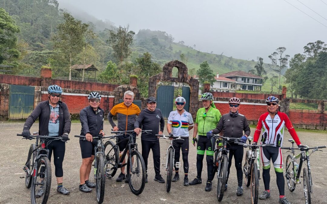 El maestro Rincón,  faena de ciclista consumado, brilla con sus habilidades en el mundo de las bielas y los pedales