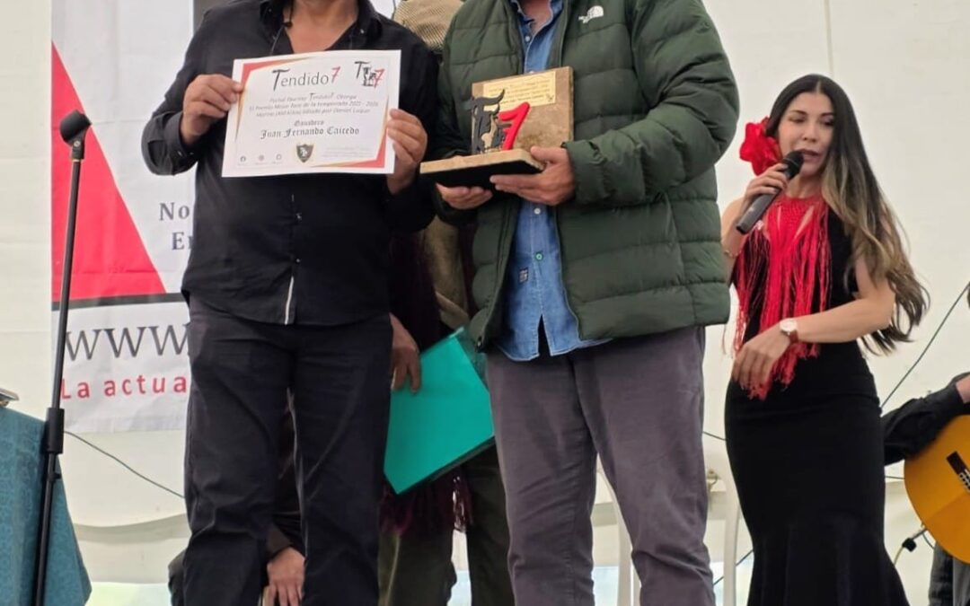 Trofeos de tendido7.» Marino»,  de don Juan Bernardo Caicedo, mejor toro de la temporada