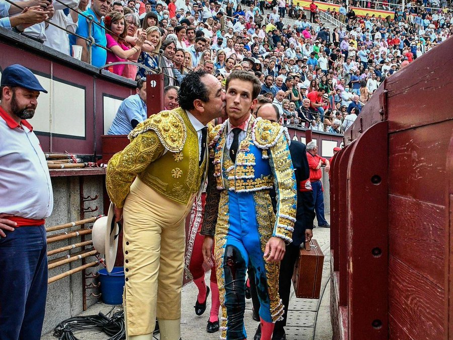 A los varones ligados a la tauromaquia, un feliz día