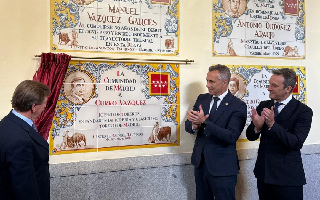 El maestro Curro Vàzquez ya tiene azulejo històrico en Las Ventas
