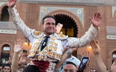Un torero inclasificable, Ferrera, que incluso se subiò a picar en Las Ventas, saliò por la puerta grande