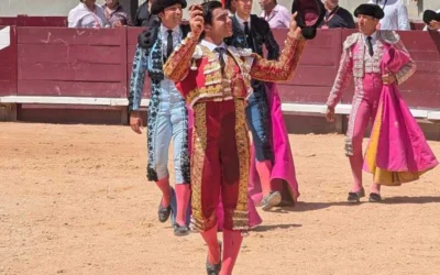 El idilio de Colombo con ‘Arlésien’ enciende la matinal de Istres. El ciclón venezolano indulta a un bravo ejemplar de Robert Margé en Istres