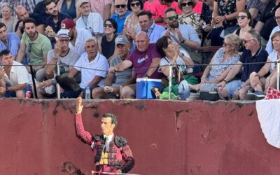 Morenito de Aranda deja su toreria en El Tiemblo y Juan de Castilla, ovaciòn y palmas