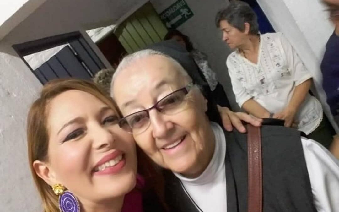 Un poco de historia del Festival «Mono » Nùñez en la que una faceta del mundo de los toros luce sus mejores galas.Una de las pioneras , Sor Virginia Lahidalga, hija de un torero español