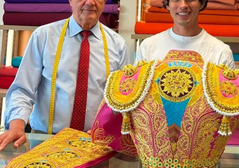 Traje de luces que une a dos continentes