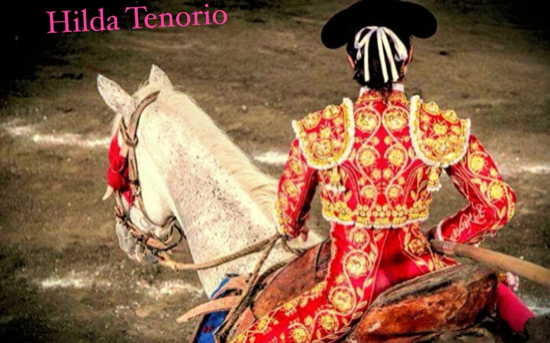 Muy singular…Una torera se sube al caballo  para picar